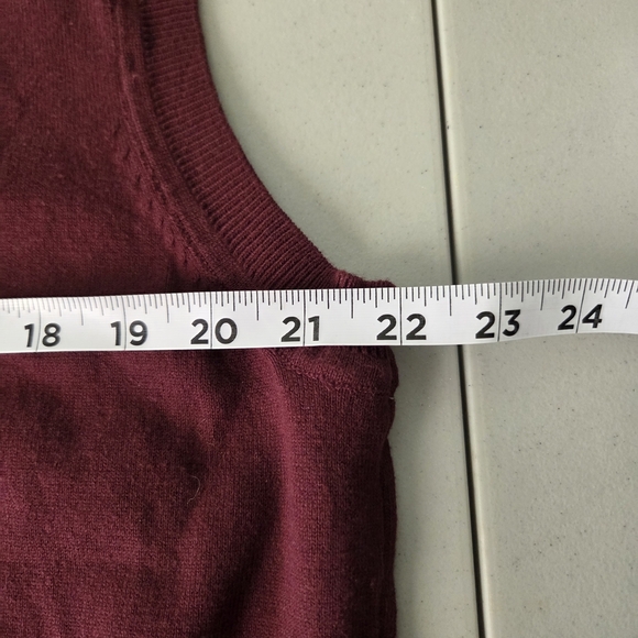 NWT Club Room Lightweight Red Plum Classic Fit Cotton Vest - Picture 5 of 6